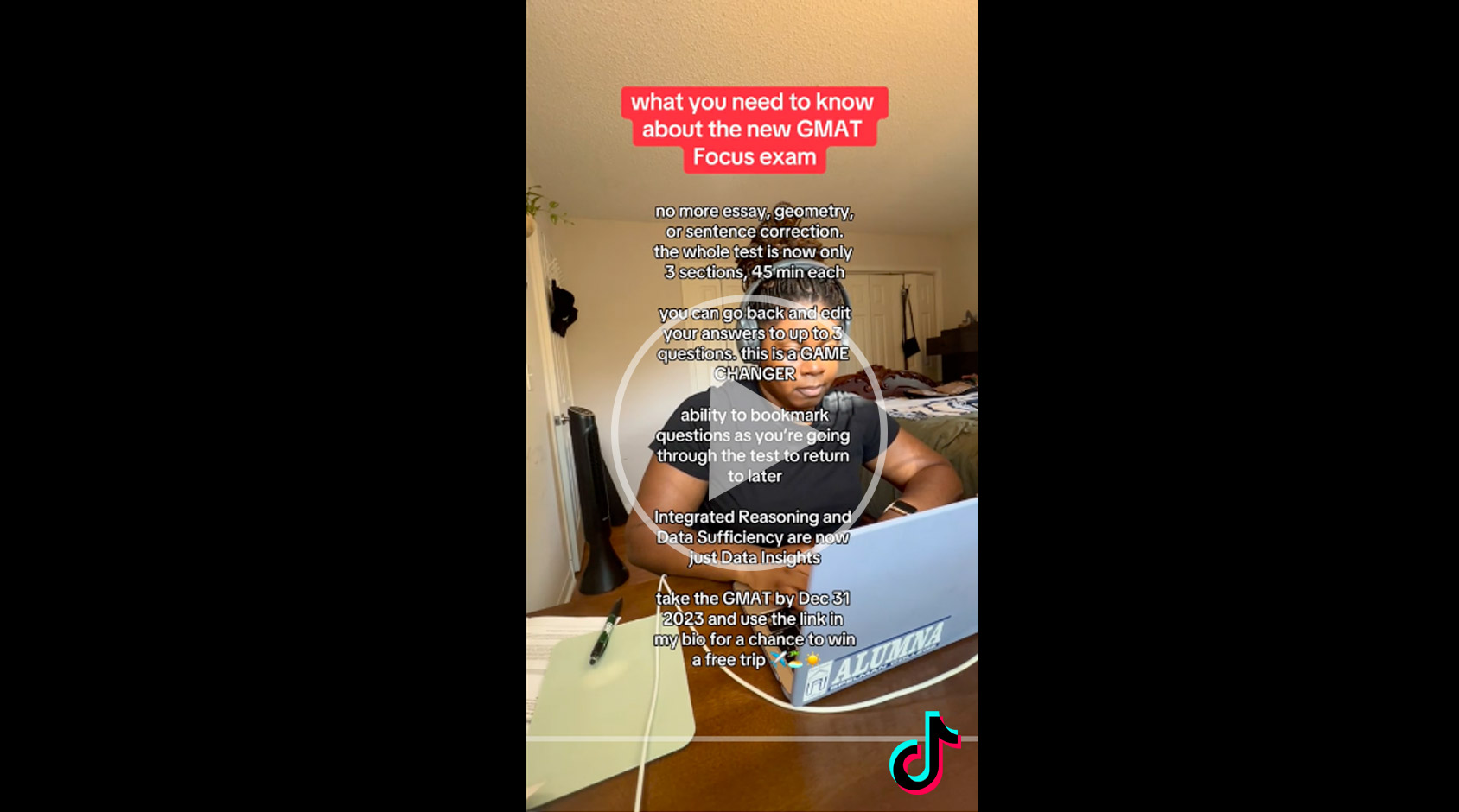 danielle-robinson-04-tiktok